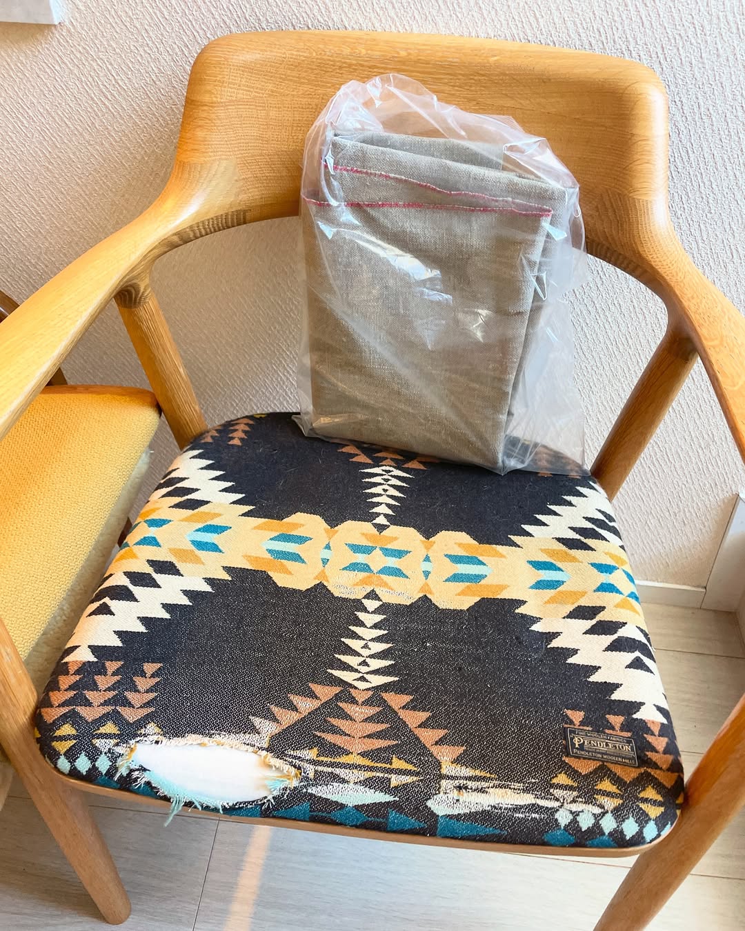 Hiroshima アームチェア